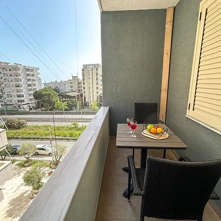 Apartment Vacation 893